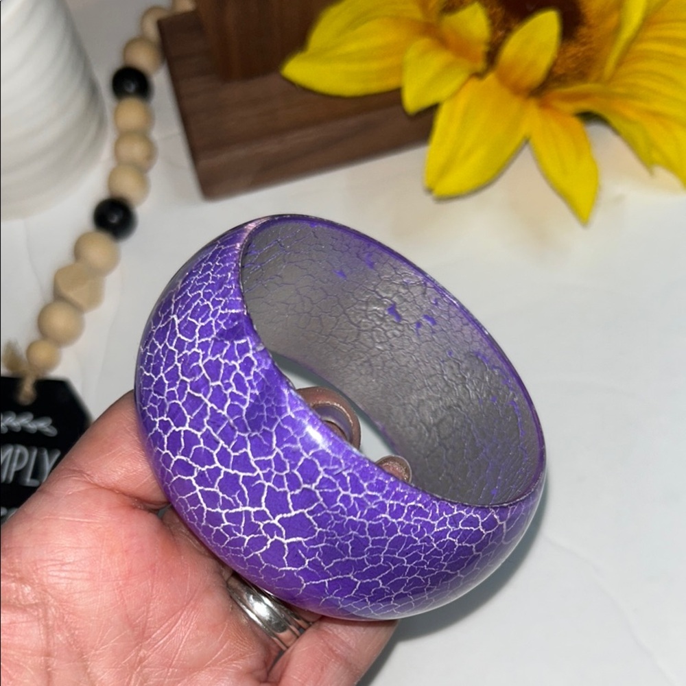 Purple Crackle Design Bracelet